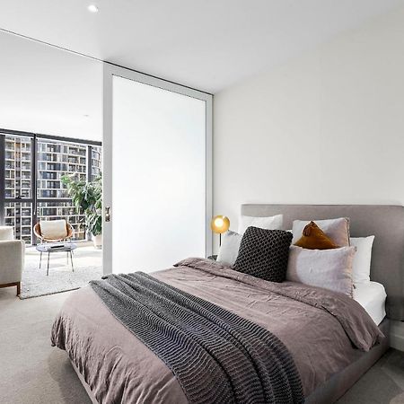 Luxuria Apartments - Fulton Lane ملبورن المظهر الخارجي الصورة