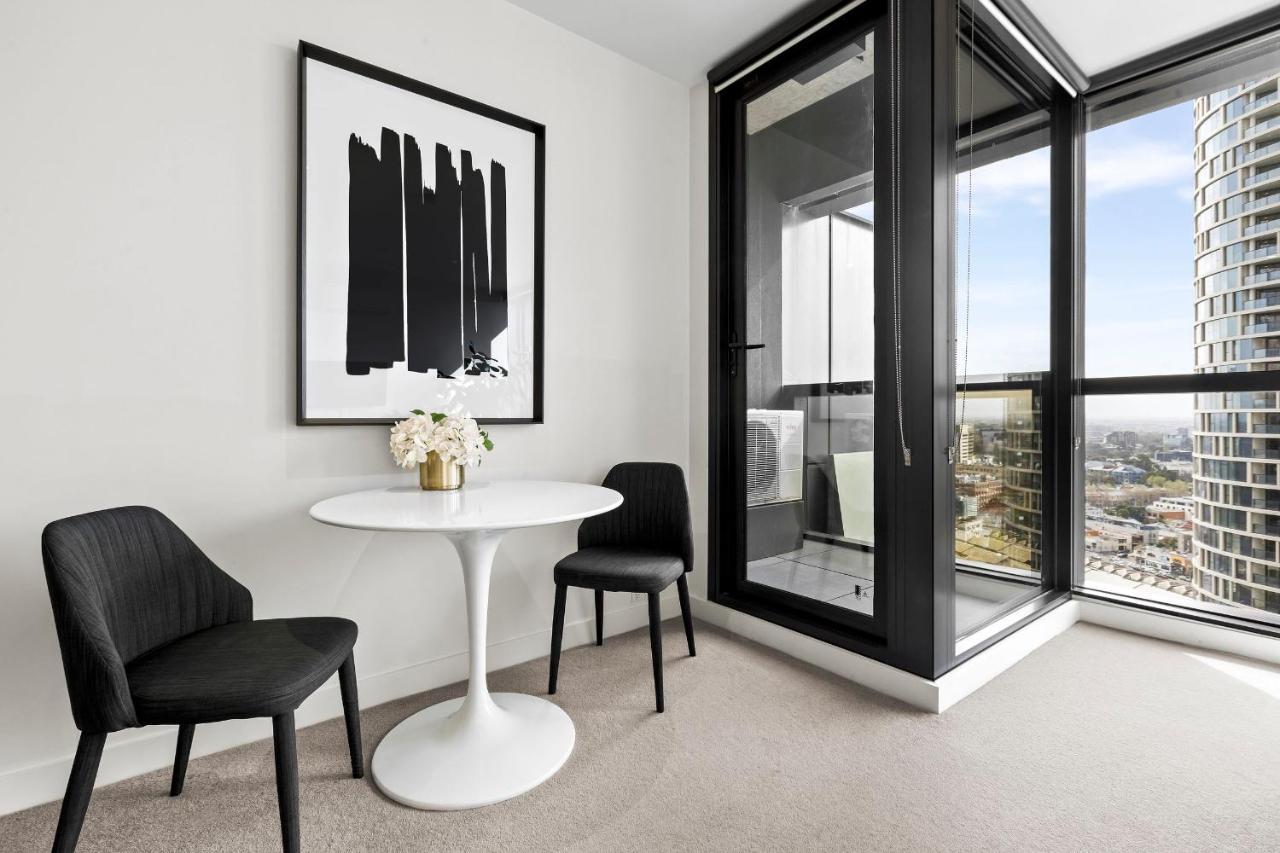 Luxuria Apartments - Fulton Lane ملبورن المظهر الخارجي الصورة